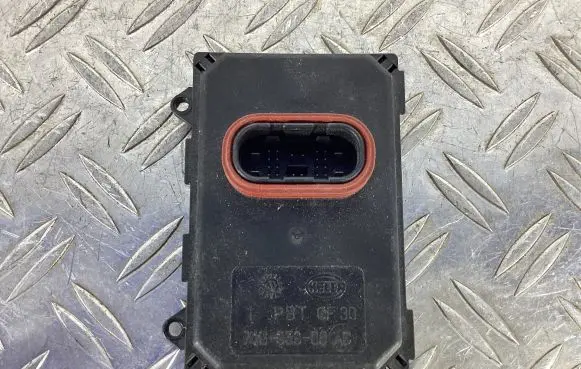 Headlight ballast module Xenon