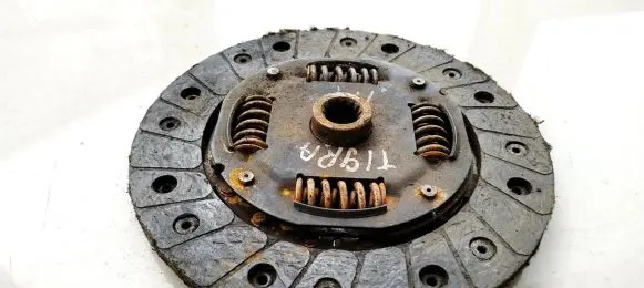 Opel Tigra A Clutch pressure plate 121878021902