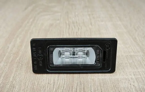 Audi A4 S4 B9 Number plate light 4G0943021