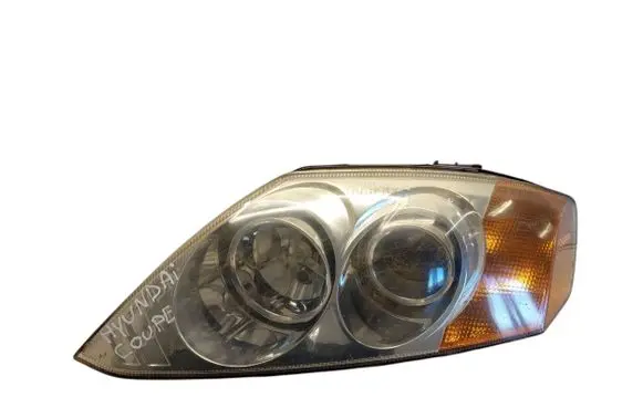 Hyundai Coupe Headlight/headlamp 921012CXXX