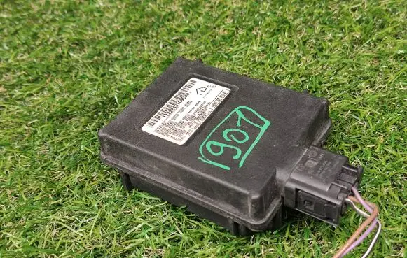 Audi A4 S4 B8 8K Garage door switch 8K0907410A