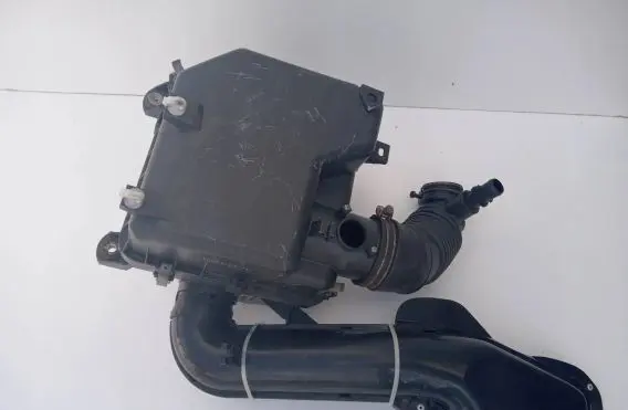 Mitsubishi Pajero Sport II Air filter cleaner box bracket assembly 1500A356