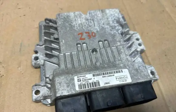 Ford Focus Engine ECU kit and lock set BV6112A650NF