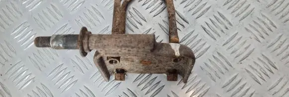 Suzuki SJ 410 Other rear suspension part 