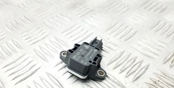 Audi A3 S3 A3 Sportback 8P Airbag deployment crash/impact sensor 8P0955557