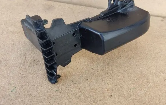 BMW M4 F82 F83 Front bumper mounting bracket 7301713 51117301713 51117296308