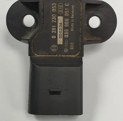 Volkswagen PASSAT B5.5 Air pressure sensor 036906051C