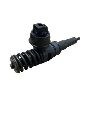 Skoda Octavia Mk2 (1Z) Fuel injector 0414720215 038130073AG