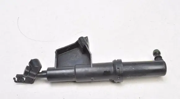 Volvo V50 Headlight washer pump 31253730