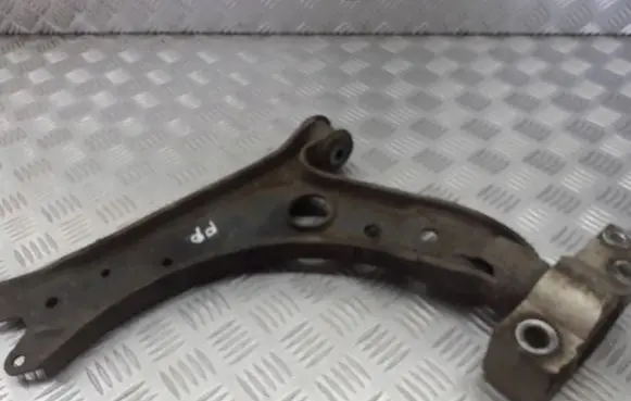 Skoda Octavia Mk2 (1Z) Front control arm