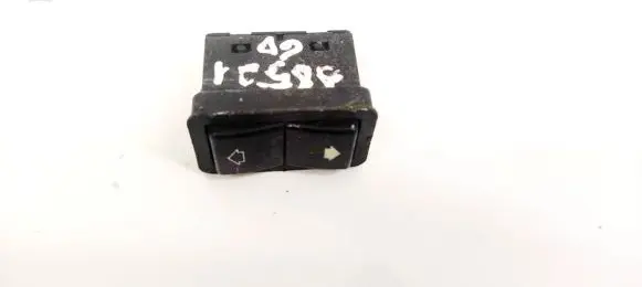 BMW 5 E39 Electric window control switch 8368974