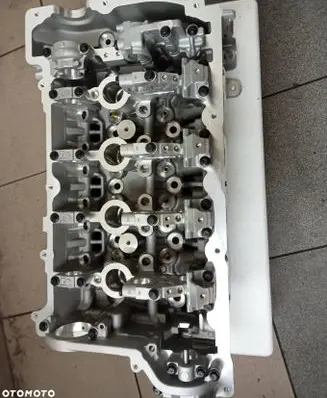 Citroen C4 Grand Picasso Engine head 010101