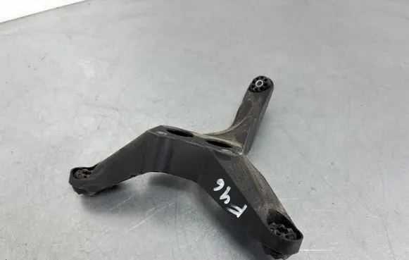 BMW 2 F46 ABS pump bracket 6799814