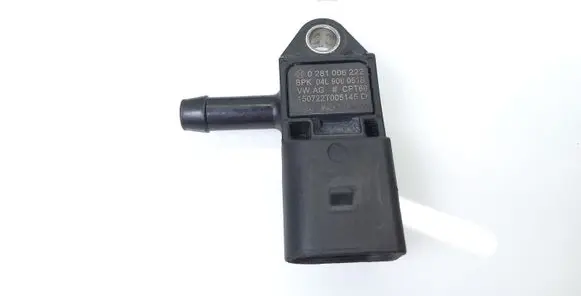 Seat Leon (5F) Exhaust gas pressure sensor 0281006222 04L906051B