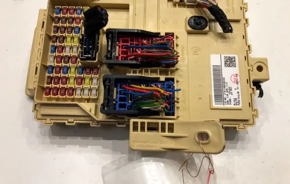 KIA Ceed Fuse box set 91950-J7141