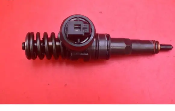 Seat Alhambra (Mk1) Fuel injector 038130073AK