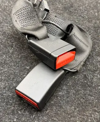 BMW 1 F20 F21 Middle seatbelt buckle (rear) 7355471 626403800C 25012018