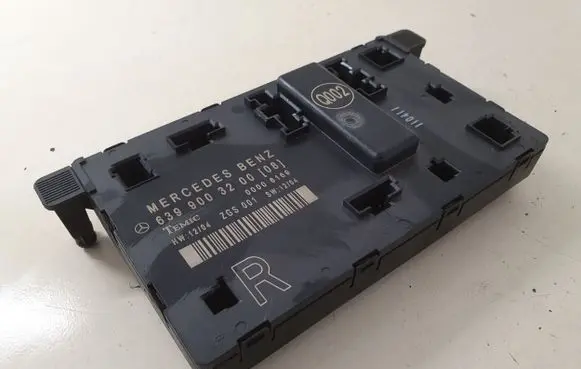 Mercedes-Benz Vito Viano W639 Door control unit/module 6399003200