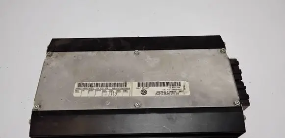 Volkswagen Jetta V Sound amplifier 1K6035456 VWZ4Z3E0015128