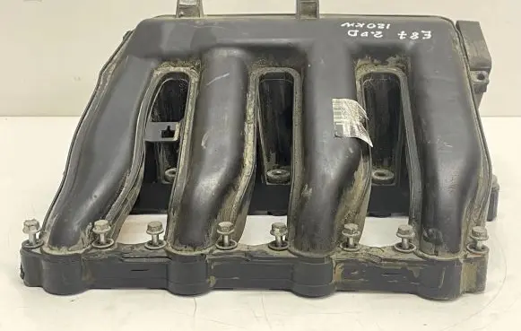 BMW 1 E81 E87 Intake manifold 7787318 7788194