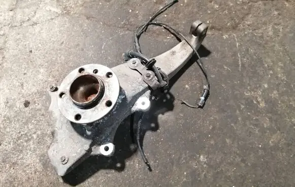 BMW 5 F10 F11 Front wheel hub