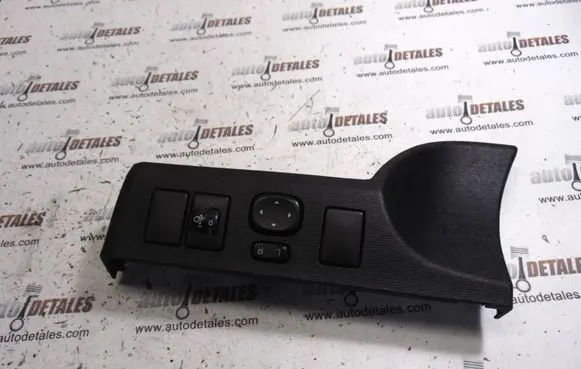 Toyota Avensis T270 Wing mirror switch 55446-05080