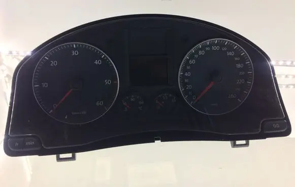 Volkswagen Golf V Speedometer (instrument cluster) 1K0920853BX