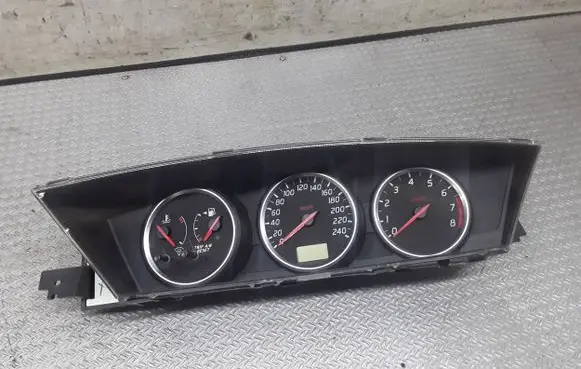 Nissan Primera Speedometer (instrument cluster) AU862