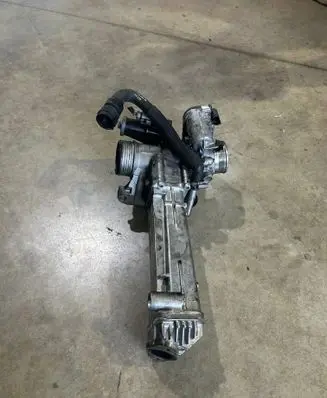 Volvo XC60 EGR valve cooler 31422235 70304905 2308300169