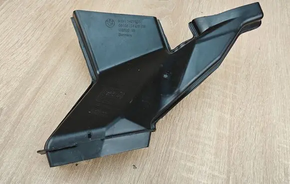 BMW 4 G22 G23 G24 G26 Cabin air duct channel 7427855