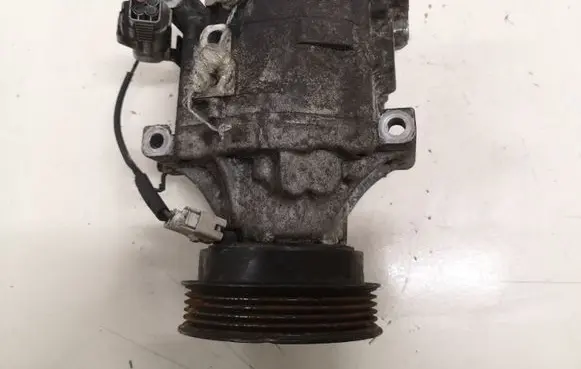 Toyota Corolla E120 E130 Air conditioning (A/C) compressor (pump) 2473003140 4472206362 9E0888