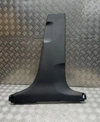 (B) pillar trim (bottom)