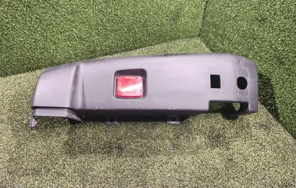 Rear bumper corner part panel trim