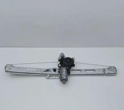 Mercedes-Benz A W168 Front door window regulator with motor 0130821673