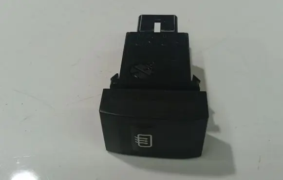 KIA Sorento Windscreen/window heater switch 937103E000