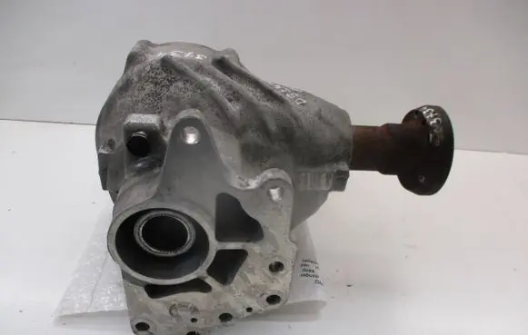 Volvo XC70 Gearbox transfer box case 30700016