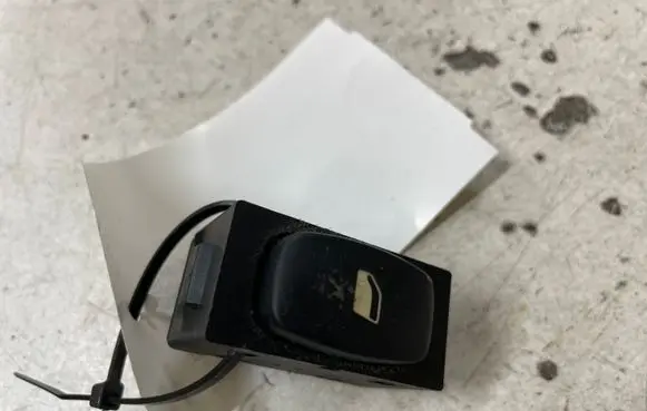 Peugeot 407 Electric window control switch 96360166XT 53269707 1104A010705