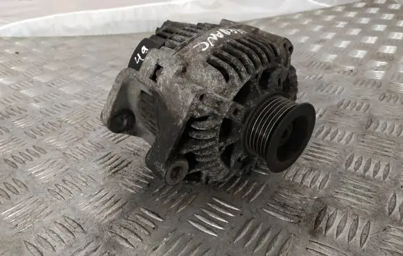Renault Megane II Generator/alternator 8200064685