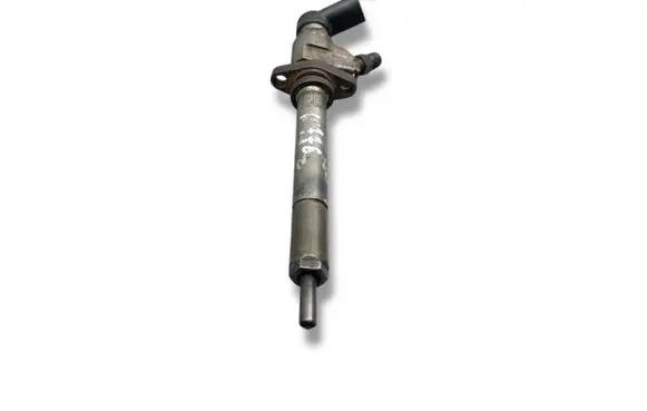 Ford Mondeo MK IV Fuel injector 9657144580