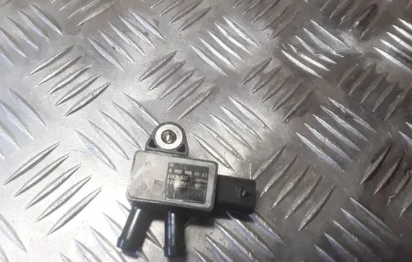 Mercedes-Benz Sprinter W906 Exhaust gas pressure sensor A0009056503 SD00015170
