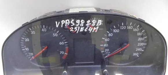 Volkswagen PASSAT B5 Speedometer (instrument cluster) 3B0919881F 110008794006