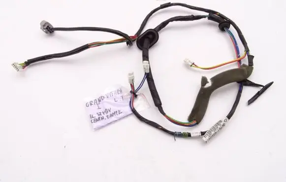 Suzuki Grand Vitara I Rear door 36751-65d00