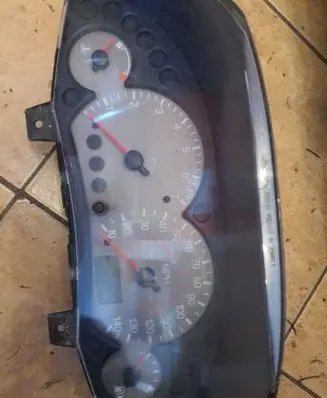 Ford Focus Speedometer (instrument cluster) 98ap10841bc