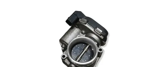 BMW 1 E81 E87 Throttle valve 7561067