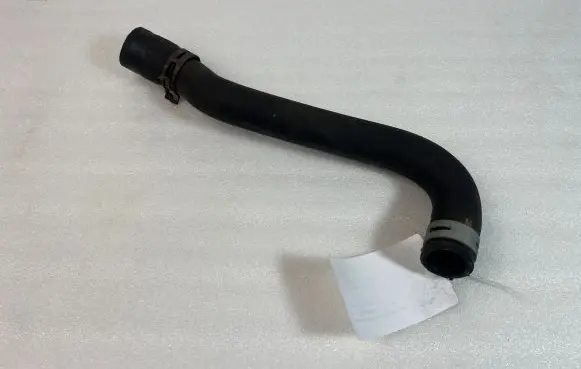 Nissan Juke I F15 Engine coolant pipe/hose