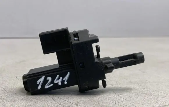 Clutch pedal sensor