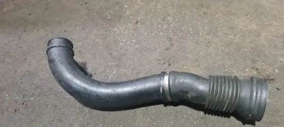 Volvo V70 Intercooler hose/pipe 30714480