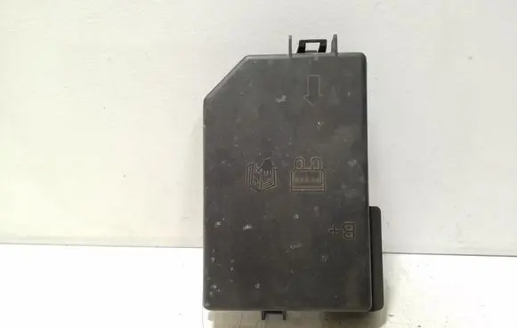 MG ZS Fuse box cover 10491222