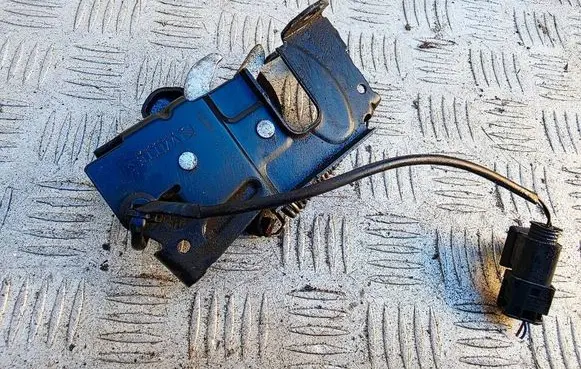 Mini One - Cooper F56 F55 Engine bonnet/hood lock/catch 7300569
