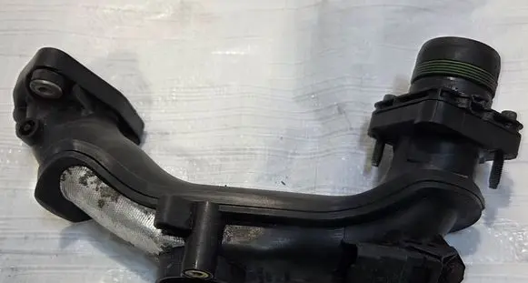 Ford Kuga II Air intake duct part 9674942380
